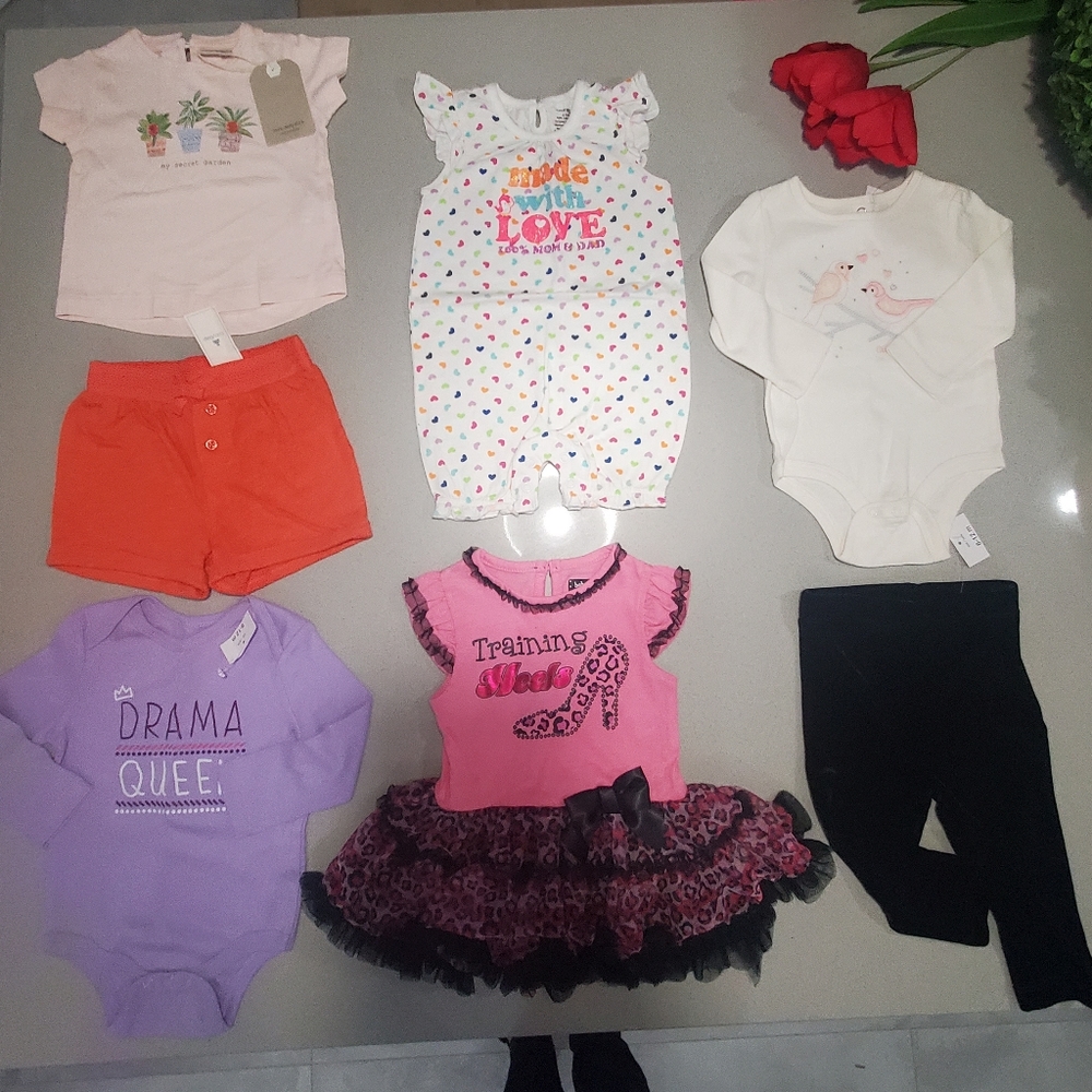 NWT ZARA, GAP et Autres Lot de 7 articles pour bébé fille 6-12 mois neuf!